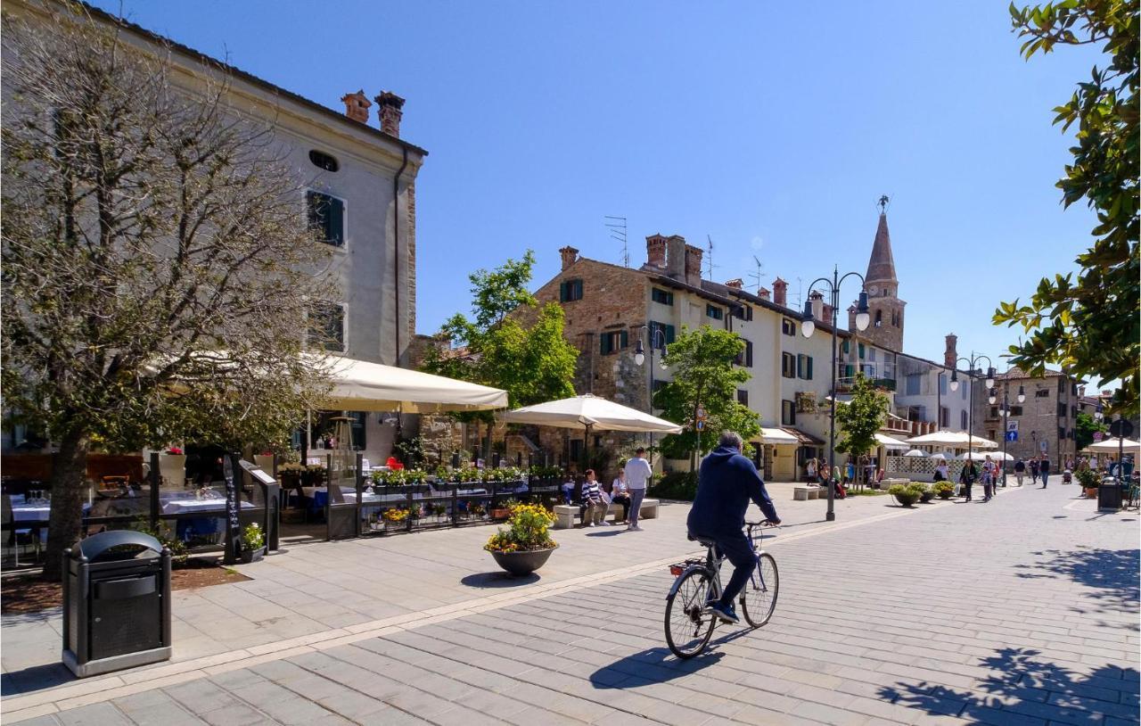 2 Bedroom Cozy Apartment In Grado Exterior photo