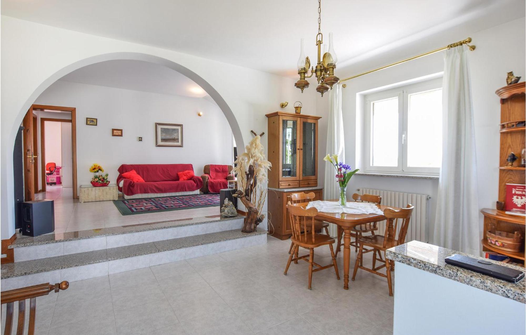 2 Bedroom Cozy Apartment In Grado Exterior photo